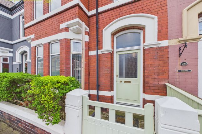 4 bed property, in Handfield Road, £289,995