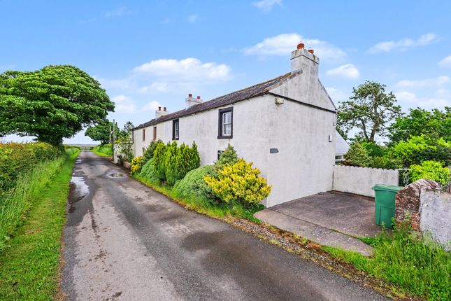 2 bed property, in Seaville, £90,000