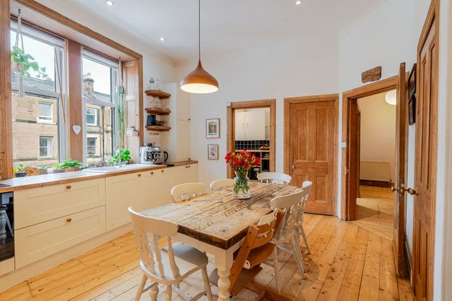 2 bed property, in 2/6 Ogilvie Terrace, £315,000