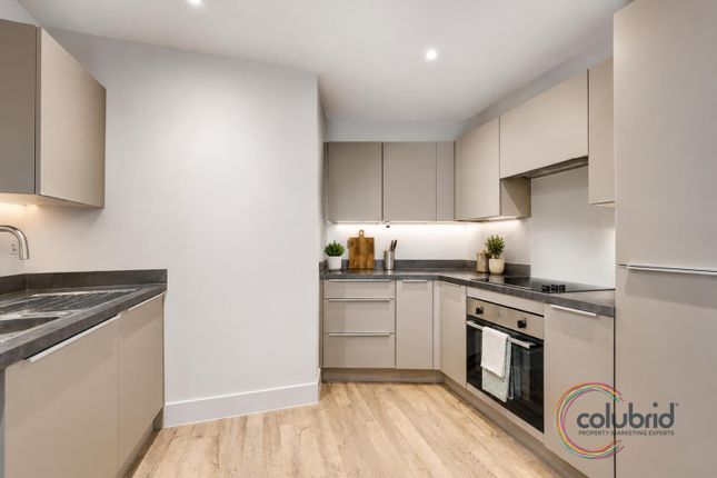 1 bed property, in Springfield Road, £220,000