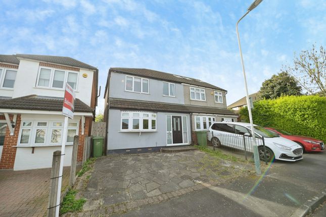 3 bed property, in Berkeley Avenue, £450,000