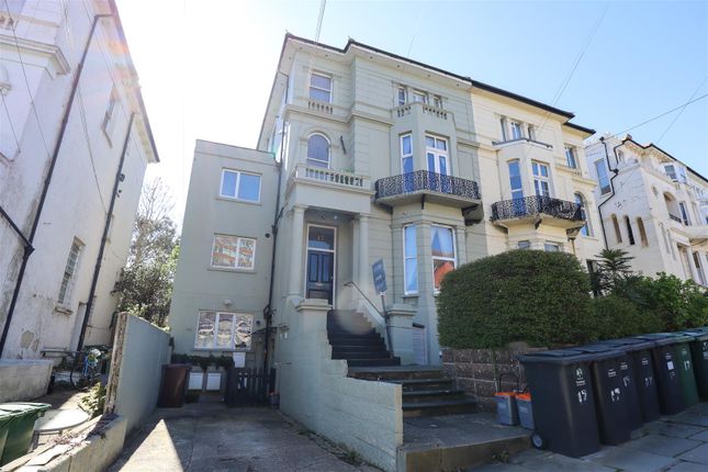 2 bed property, in Pevensey Road, £240,000