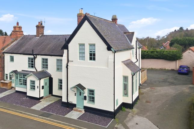 3 bed property, in Main Street, £375,000