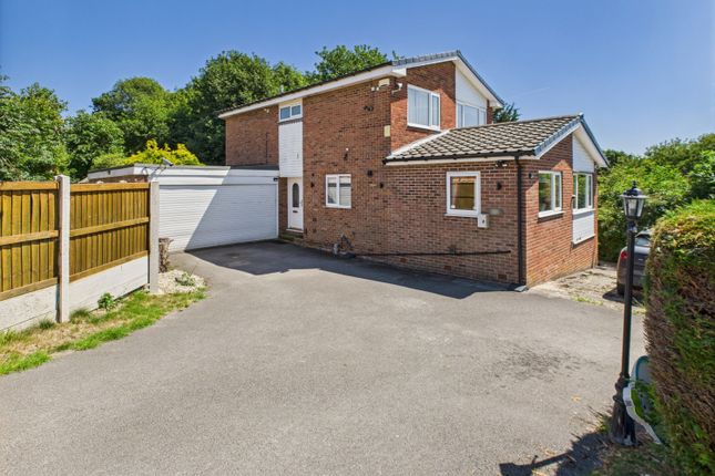 4 bed property, in Woodlands Road, £375,000