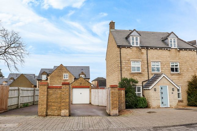 4 bed property, in Zander Road, £367,500