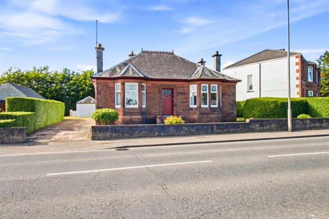 3 bed property, in Townend Road, £295,000