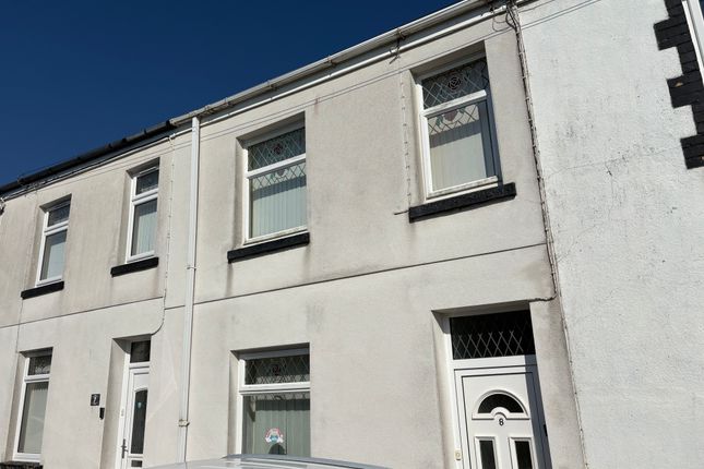 3 bed property, in 8 Pen Y Banc, £55,000