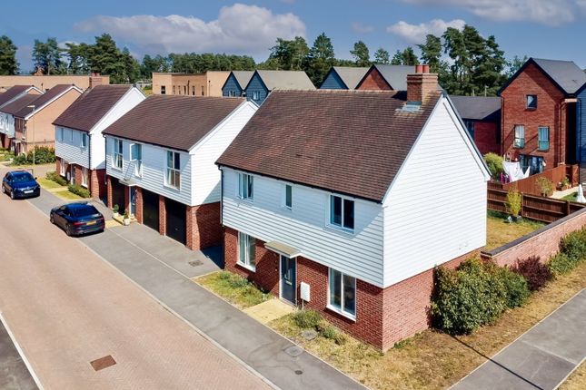 3 bed property, in Douglas Drive, £439,950