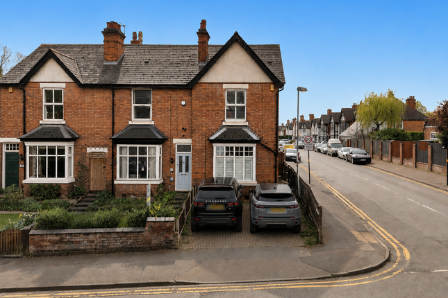 3 bed property, in Coleshill Road, £390,000