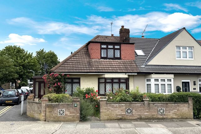 3 bed property, in 51 Ferguson Avenue, £275,000