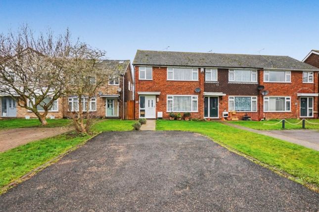 3 bed property, in Burntwick Drive, £325,000