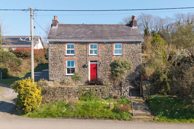 4 bed property, in Martletwy, £375,000
