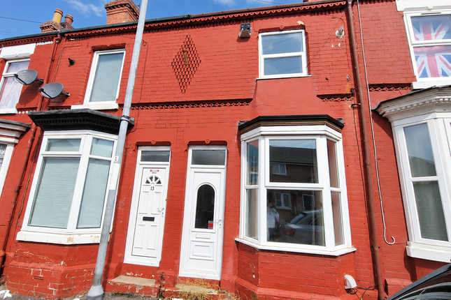 3 bed property, in 15 Cross Street Goldthorpe, £16,000