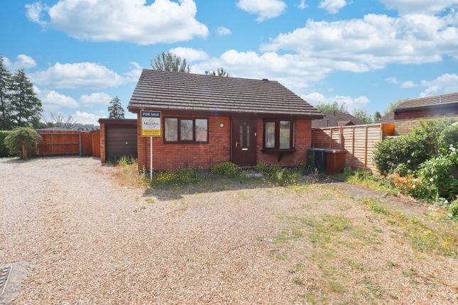 2 bed property, in Marjorie Avenue, £180,000