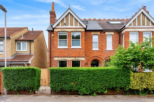 5 bed property, in Matlock Road, £900,000