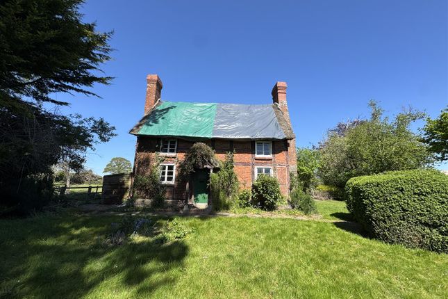 3 bed property, in Hampton Bishop, £320,000