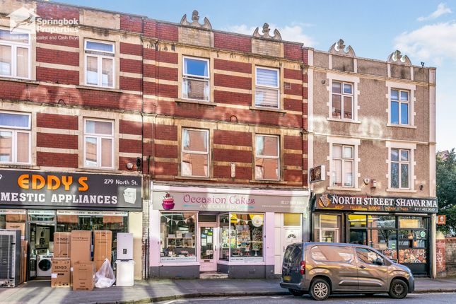 2 bed property, in North Street, £250,000