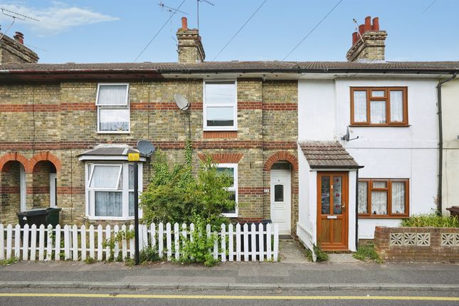 2 bed property, in Lower Denmark Road, £200,000