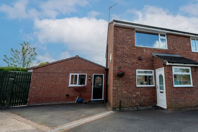 4 bed property, in Hawthorne Close, £340,000