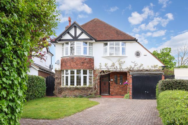 4 bed property, in Grove Way, £1,395,000