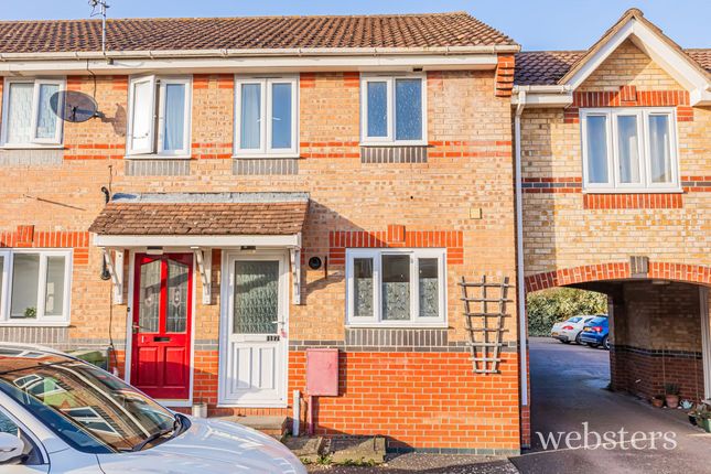 2 bed property, in Deacon Drive, £170,000