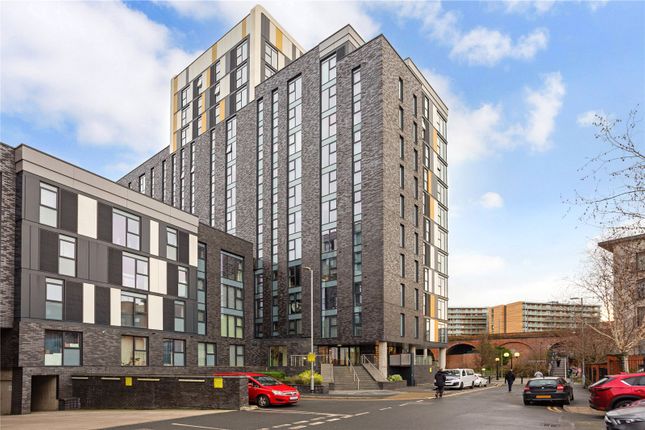 1 bed property, in Woden Street, £159,950