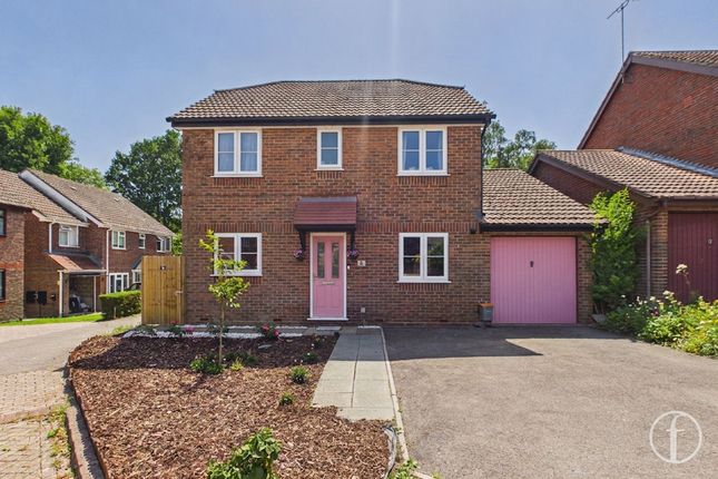 4 bed property, in Brabant Close, £500,000
