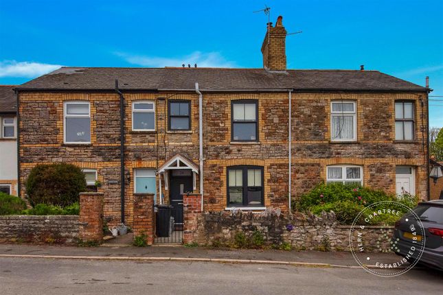 2 bed property, in Highwalls Road, £365,000