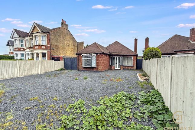 2 bed property, in Sutton Road, £600,000