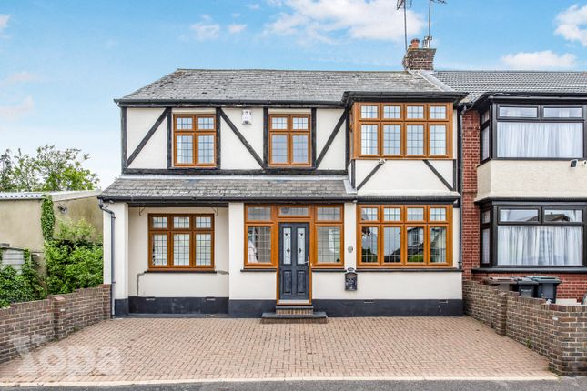 5 bed property, in Arnold Road, £550,000