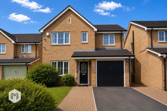4 bed property, in Laurel Avenue, £370,000