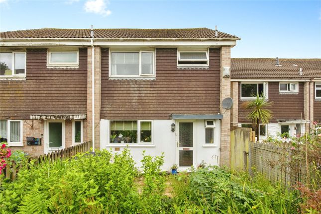 3 bed property, in Burden Close, £165,000