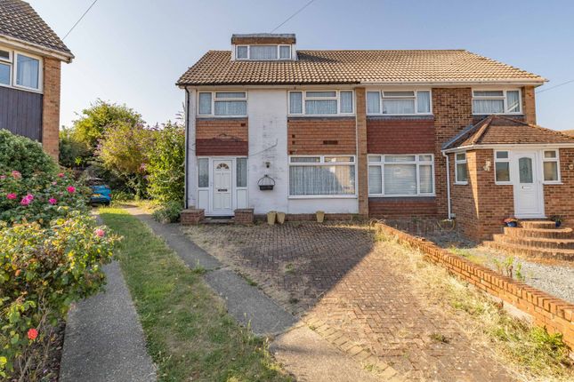4 bed property, in Rivers Road, £240,000