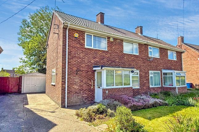 2 bed property, in Roman Bank, £170,000
