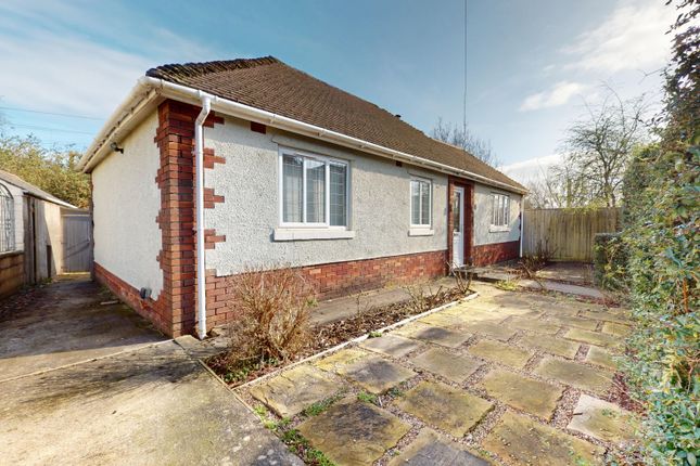 3 bed property, in Crystal Avenue, £395,000