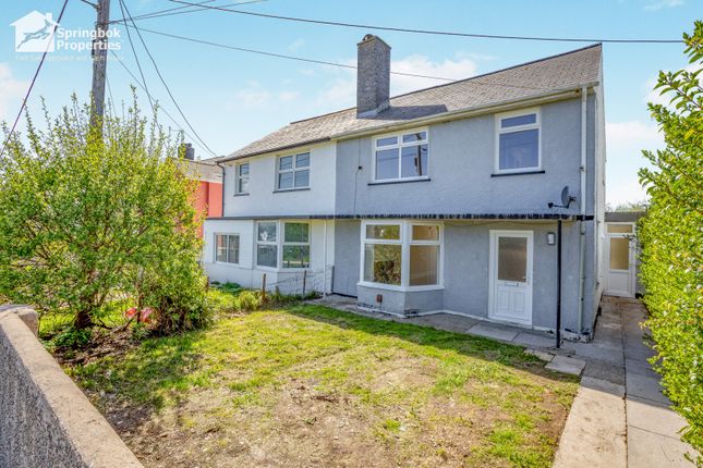 3 bed property, in Heol Penlan, £165,000