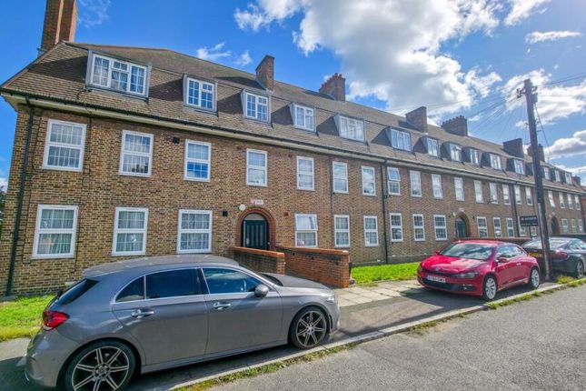3 bed property, in Battersby Road, £250,000