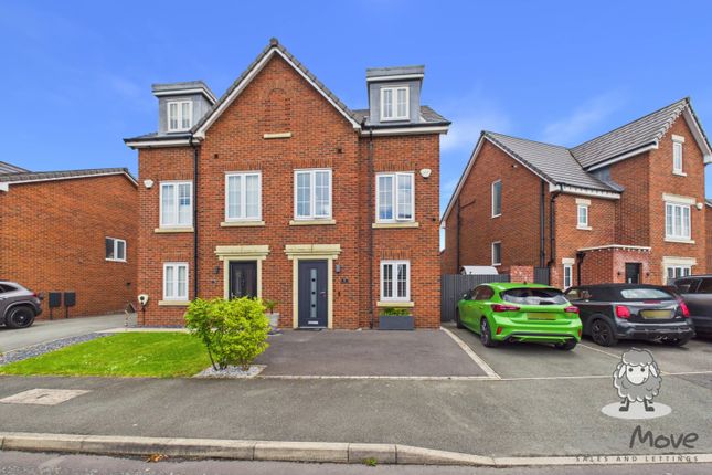 3 bed property, in Sandfield Crescent, £290,000