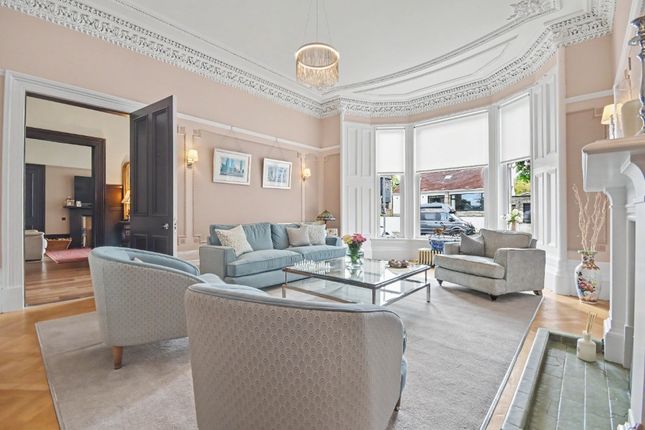 6 bed property, in Finnart Street, £575,000