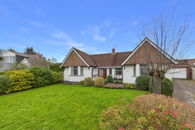 2 bed property, in Greenclose Road, £600,000
