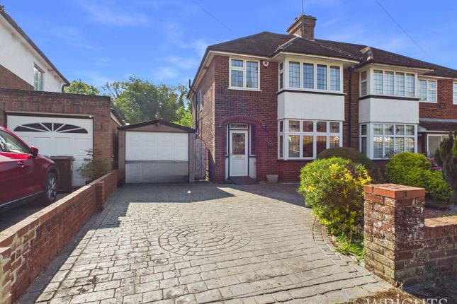 3 bed property, in Selwyn Crescent, £600,000