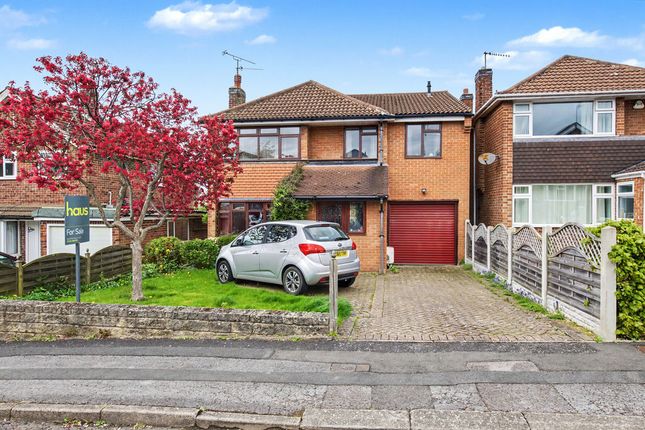4 bed property, in Beechdale Close, £350,000