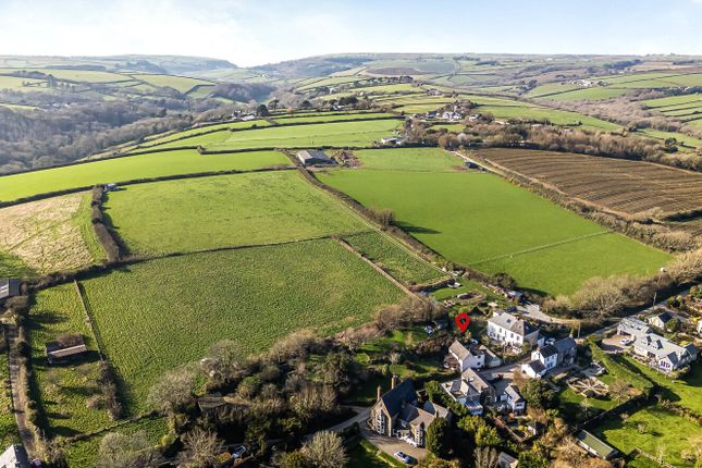 3 bed property, in Higher Tolcarne, £600,000