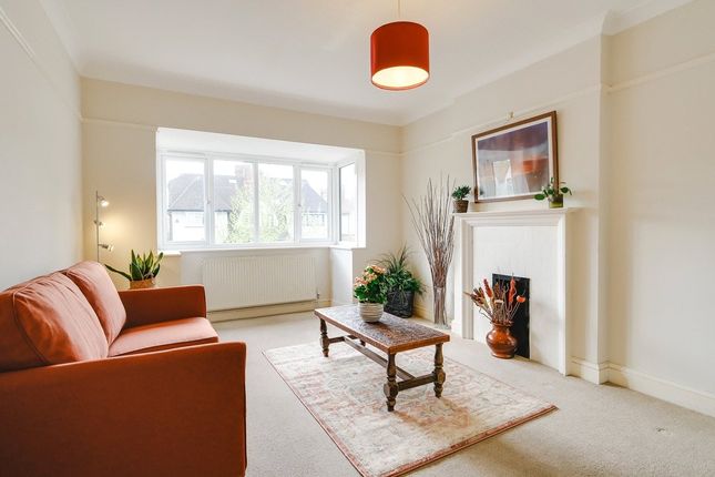 2 bed property, in Staverton Road, £525,000