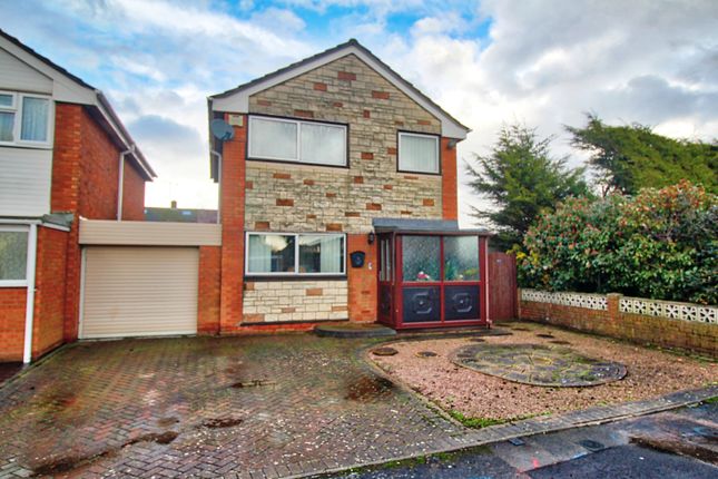 3 bed property, in Cormorant Rise, £240,000