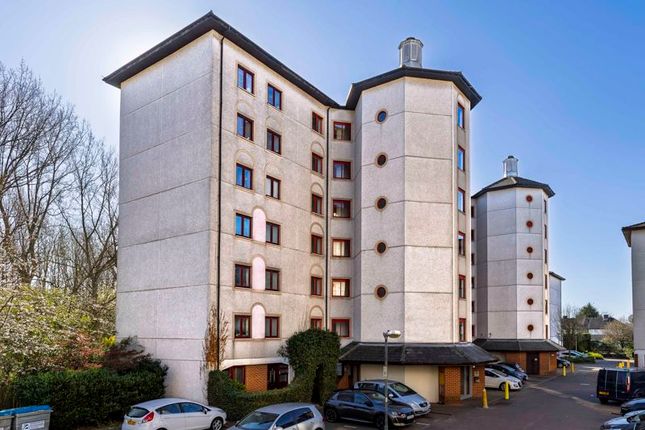 1 bed property, in Eleanor Way, £159,995