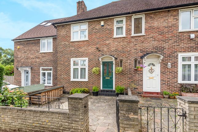 3 bed property, in Offenham Road, £450,000