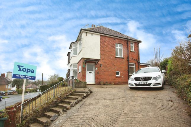 3 bed property, in Allt-Yr-Yn Close, £315,000