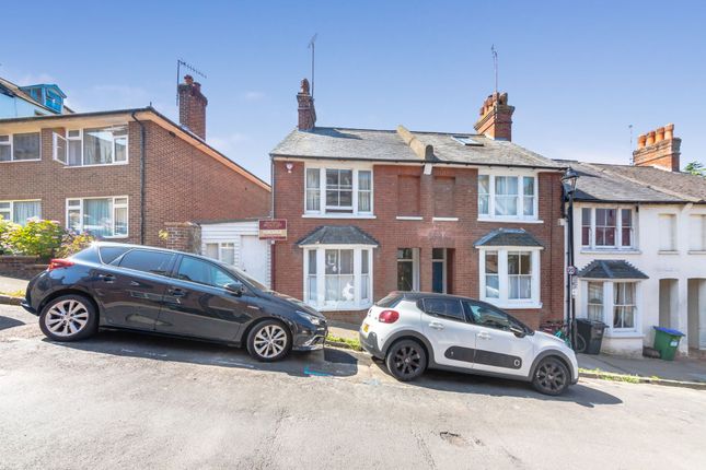 3 bed property, in Toronto Terrace, £600,000
