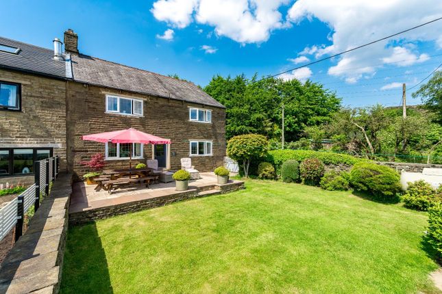 3 bed property, in Round Barn Farm, £550,000